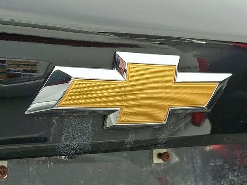 Certified 2025 Chevrolet Trax LT image 8