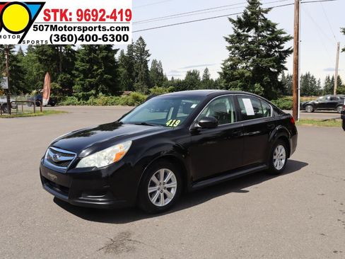 Used 2011 Subaru Legacy 2.5i Premium AWD/4WD image 3