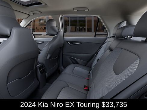 Used 2024 Kia Niro EX Touring image 18
