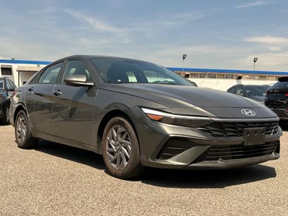 Used 2024 Hyundai Elantra SEL