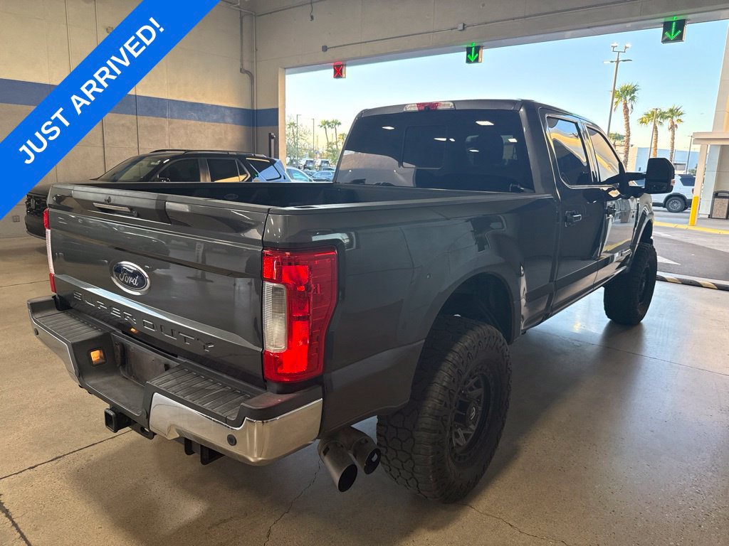 Used 2018 Ford F350 Lariat w/ Lariat Ultimate Package AWD/4WD image 3