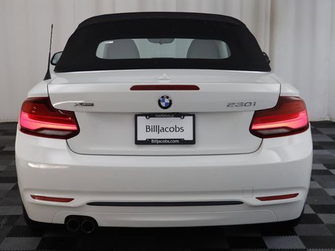 Used 2020 BMW 230i xDrive Convertible w/ Convenience Package image 15