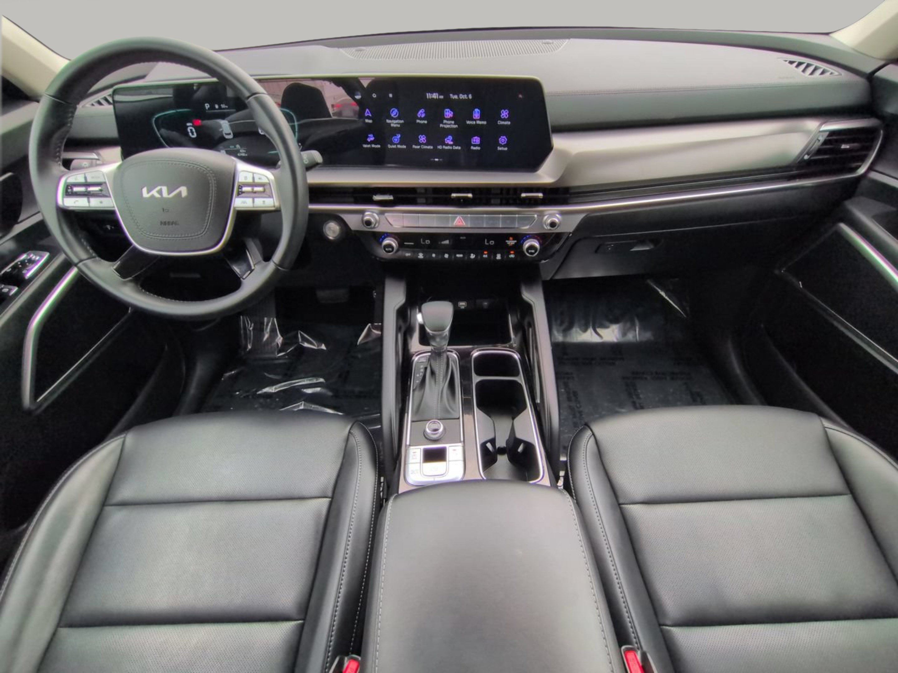 Certified 2025 Kia Telluride LX FWD image 4