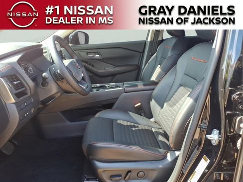 Certified 2025 Nissan Rogue SV AWD/4WD image 24