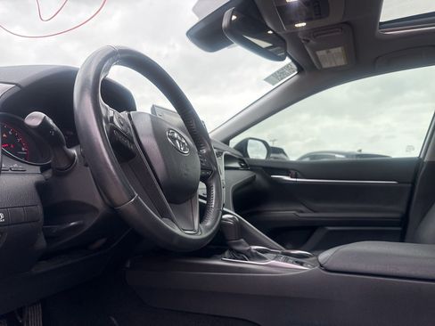 Used 2023 Toyota Camry XSE image 30