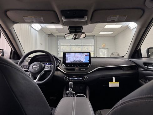 New 2025 Nissan Altima 2.5 SL image 18