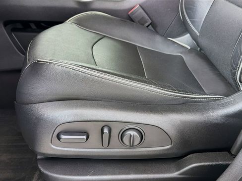 Used 2020 GMC Terrain Denali w/ Denali Premium Package image 24