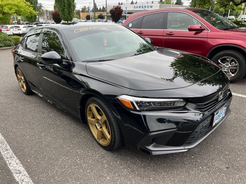 Used 2024 Honda Civic Sport image 3