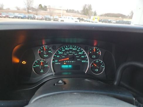 Used 2011 Chevrolet Express 3500 Extended image 11