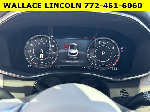 Used 2023 Jaguar F-PACE S image 21