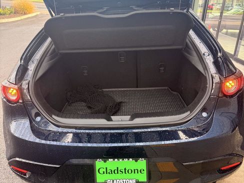 Used 2019 MAZDA MAZDA3 AWD Hatchback w/ Premium Pkg image 13