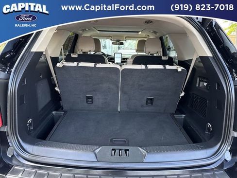 Certified 2023 Ford Explorer Limited w/ Limited Technology Package AWD/4WD image 17