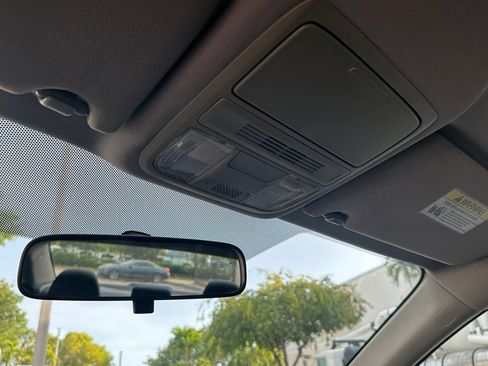 Used 2016 Honda Accord LX image 22