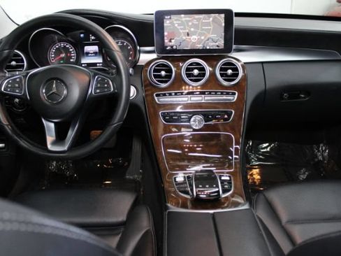 Used 2015 Mercedes-Benz C 300 4MATIC Sedan image 2