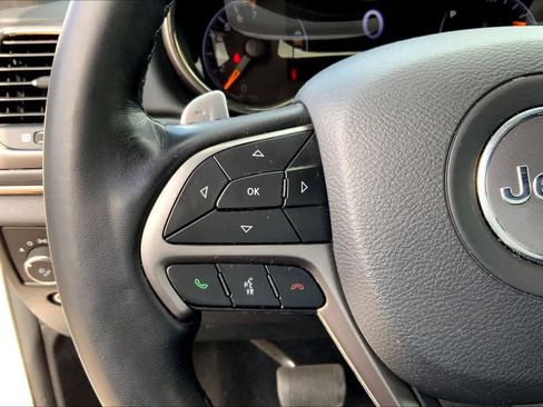 Used 2020 Jeep Grand Cherokee Limited X image 22