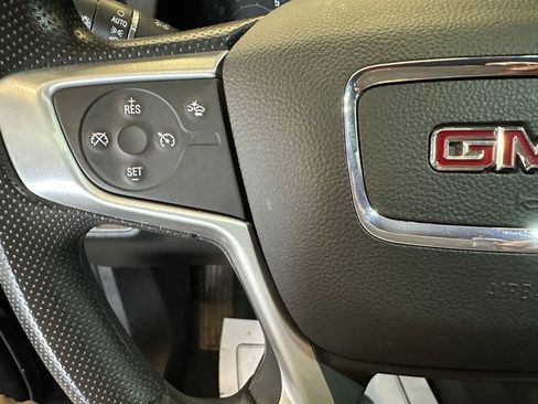 Used 2022 GMC Acadia SLE w/ Driver Convenience Package AWD/4WD image 11