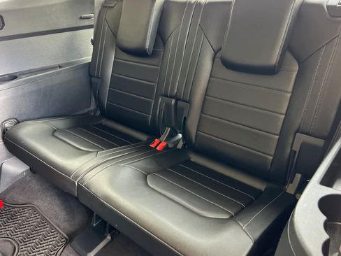 Used 2018 Volkswagen Atlas SEL Premium AWD/4WD image 16
