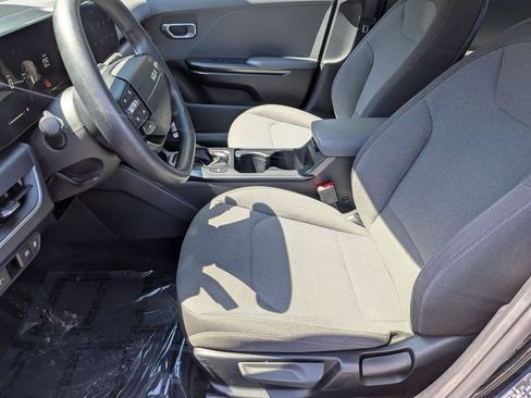 Used 2025 Kia K4 FWD image 20