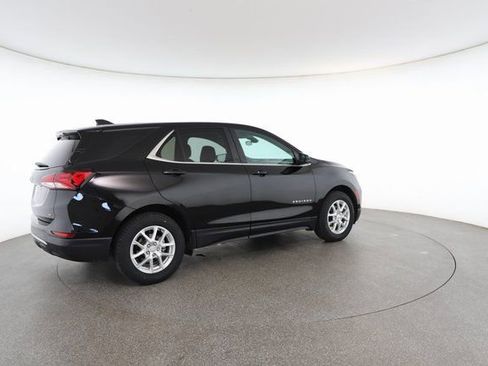 Used 2024 Chevrolet Equinox LT w/ LPO, Floor Liner Package image 18