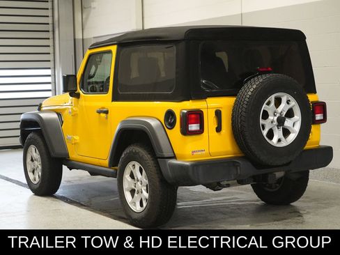 Used 2021 Jeep Wrangler Sport image 4