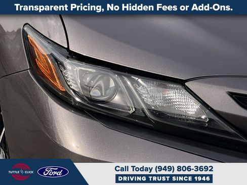 Used 2022 Toyota Camry SE w/ Carpet Mat Package (TMS) FWD image 13