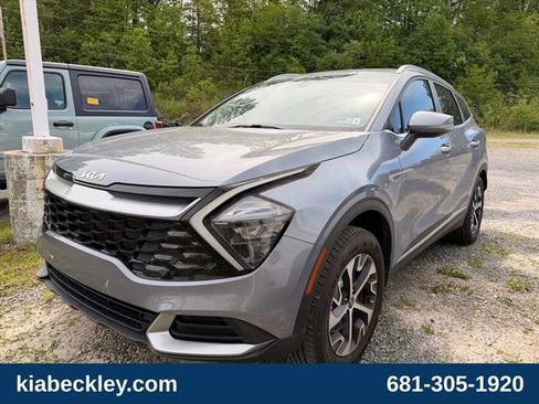 Used 2023 Kia Sportage EX AWD/4WD image 2
