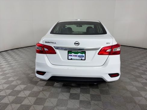 Used 2019 Nissan Sentra SV image 6