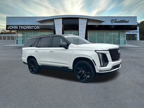 Certified 2025 Cadillac Escalade Sport Platinum AWD/4WD image 3