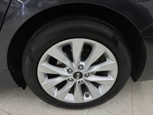 Used 2018 Kia Optima EX w/ Premium Package FWD image 33