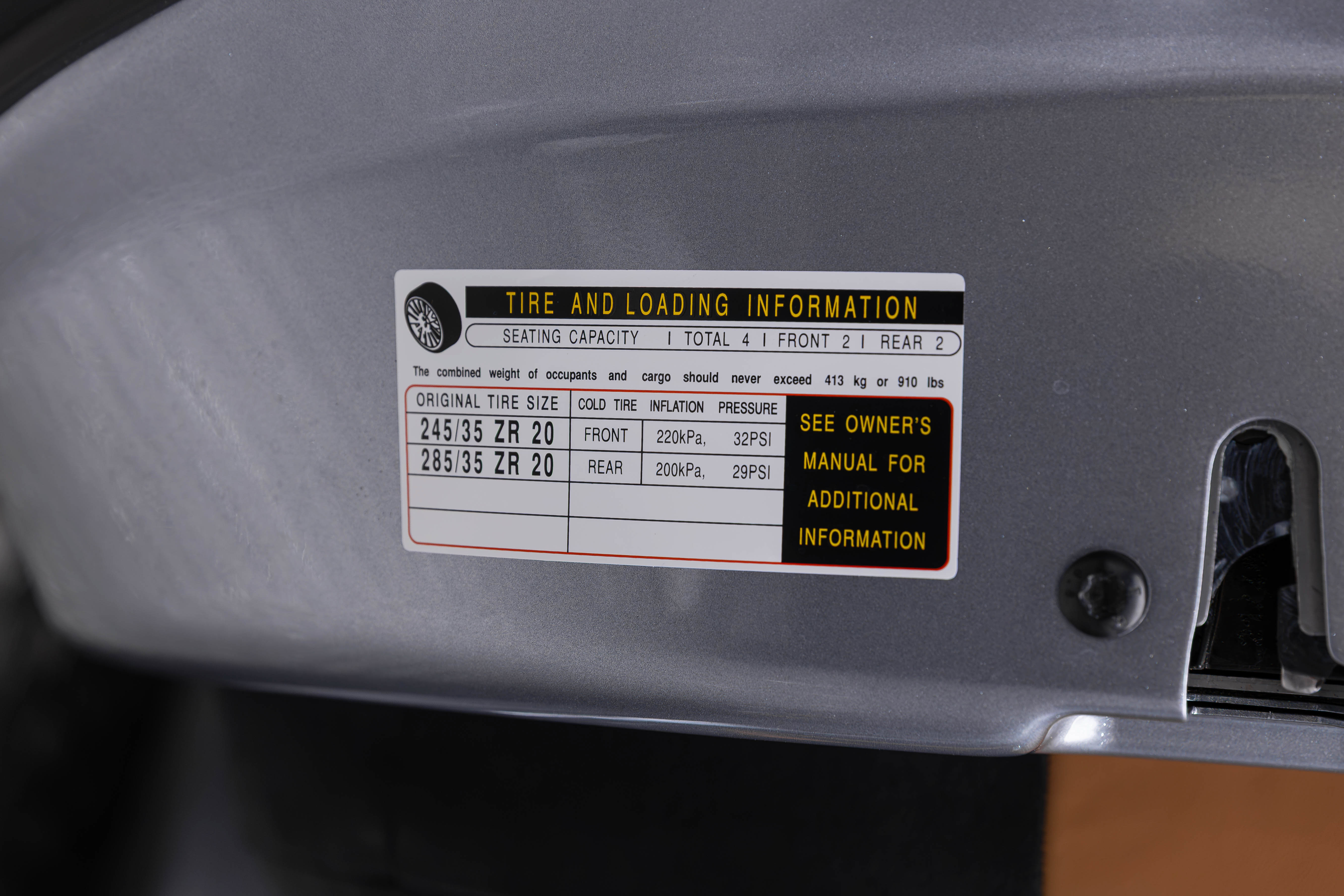 Used 2022 Ferrari Roma RWD image 22