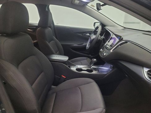 Used 2020 Chevrolet Malibu LT FWD image 21