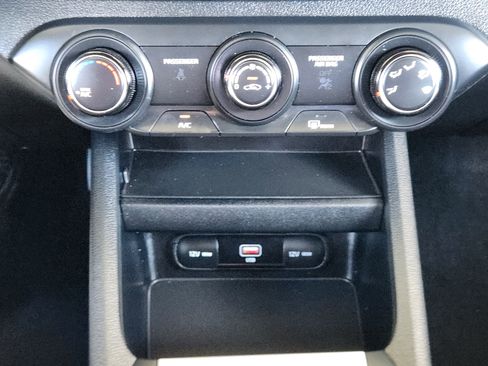 Used 2023 Kia Forte LX image 20