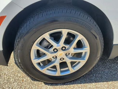 Used 2024 Chevrolet Equinox LT image 9