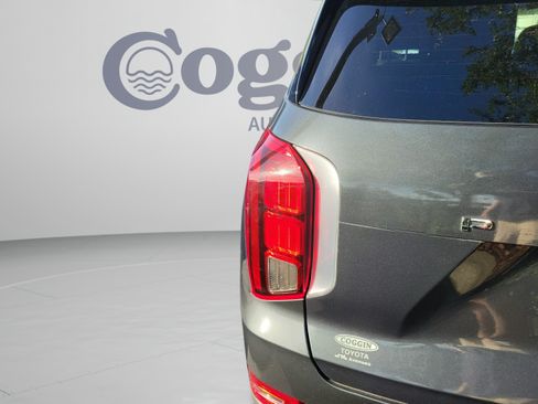 Used 2022 Hyundai Palisade Calligraphy w/ Cargo Package FWD image 23