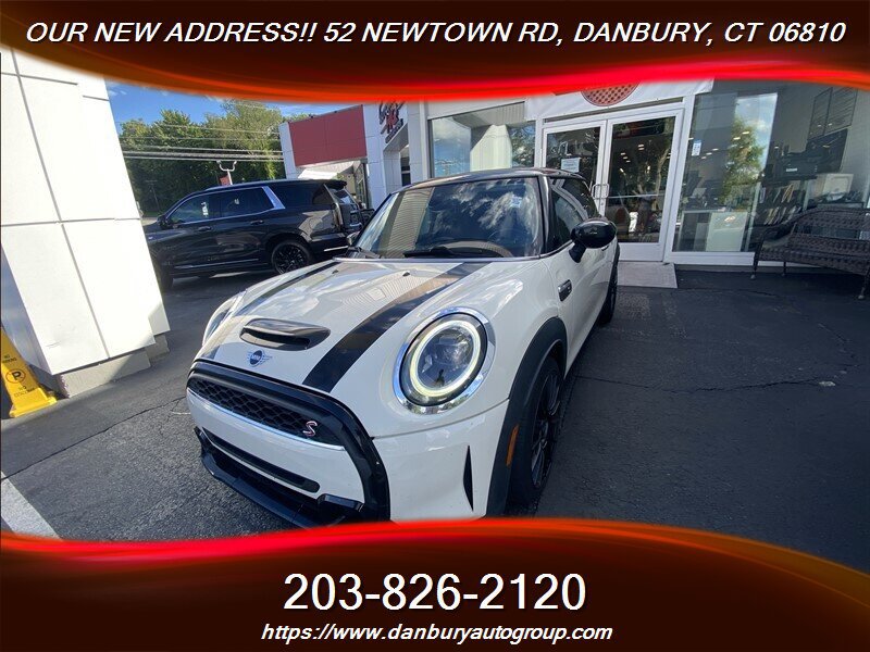Used 2022 MINI Cooper S FWD image 1