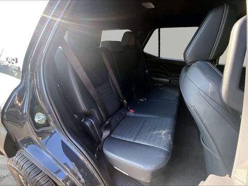Used 2025 Toyota 4Runner TRD Off-Road Premium AWD/4WD image 20