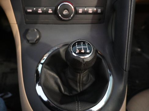 Used 2006 Pontiac Solstice Convertible w/ Premium Package image 38