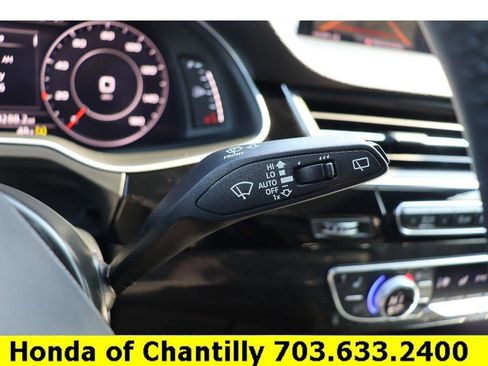 Used 2018 Audi Q7 3.0T Prestige image 12