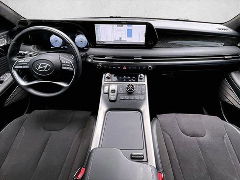 Used 2025 Hyundai Palisade Calligraphy AWD/4WD image 16