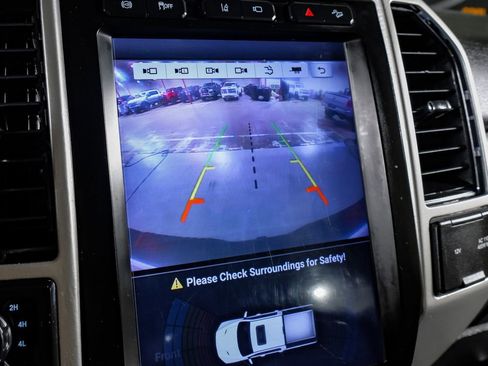 Used 2020 Ford F250 Lariat w/ Lariat Ultimate Package image 22