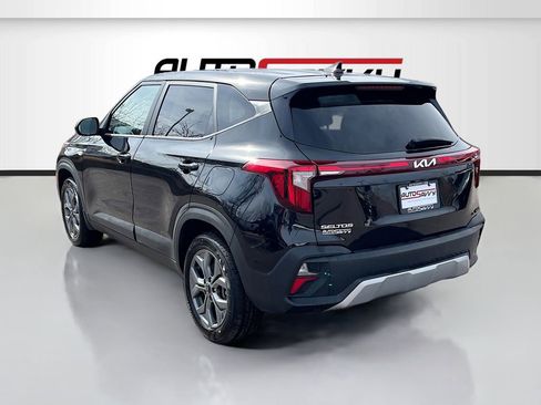 Used 2025 Kia Seltos LX image 5