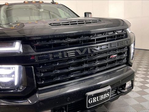 Used 2021 Chevrolet Silverado 3500 LTZ w/ LTZ Plus Package image 40