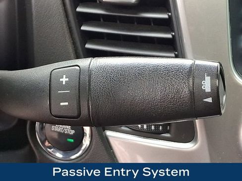 Used 2019 Chevrolet Tahoe LT w/ RST Edition AWD/4WD image 11