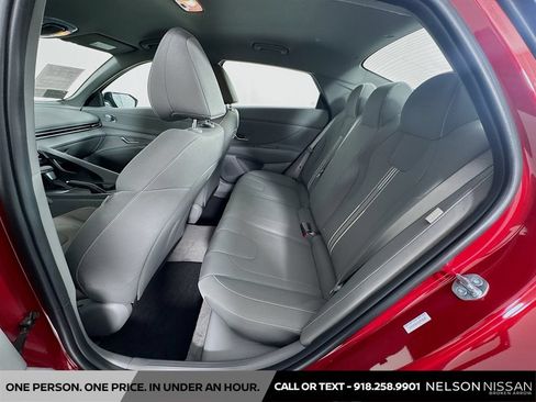Used 2025 Hyundai Elantra Sport FWD image 22