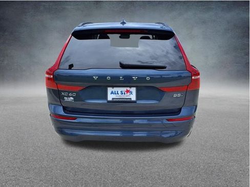 Certified 2023 Volvo XC60 B5 Core AWD/4WD image 7