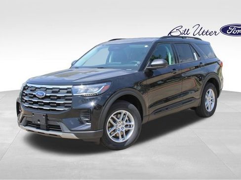 New 2026 Ford Explorer Active RWD image 1
