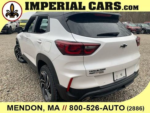 New 2026 Chevrolet TrailBlazer RS w/ Convenience Package AWD/4WD image 9