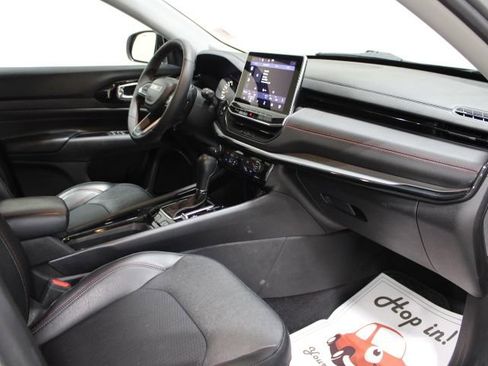 Used 2022 Jeep Compass Trailhawk image 26