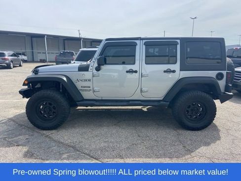 Used 2017 Jeep Wrangler Unlimited Sport AWD/4WD image 6