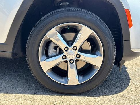 Certified 2021 Jeep Grand Cherokee L Limited AWD/4WD image 7